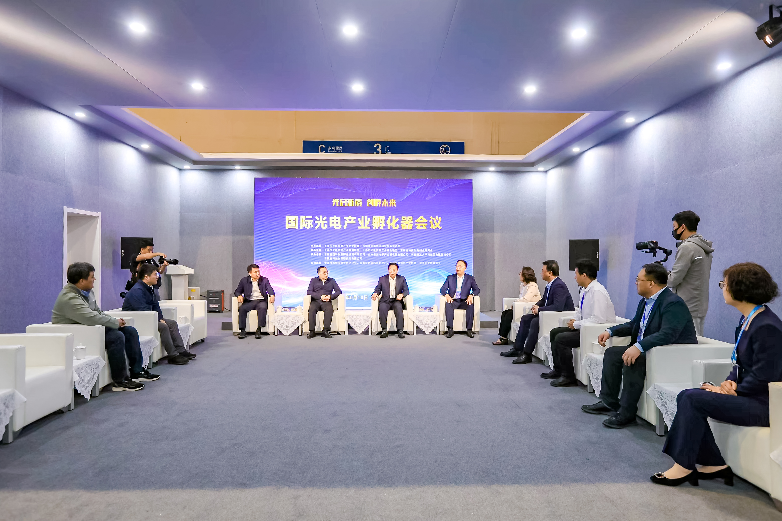 JY739245.JPG JY739245.JPG